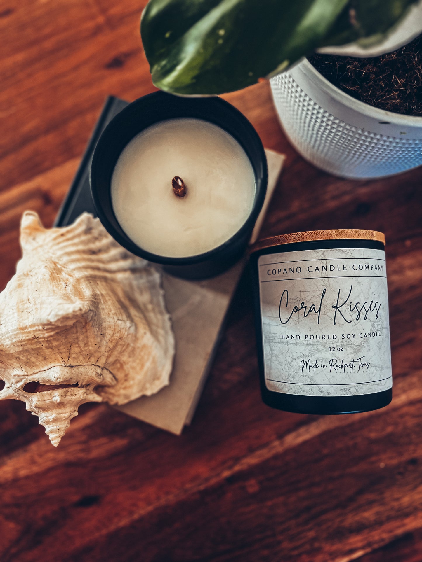 Coral Kisses - Soy Wood Wick Candle